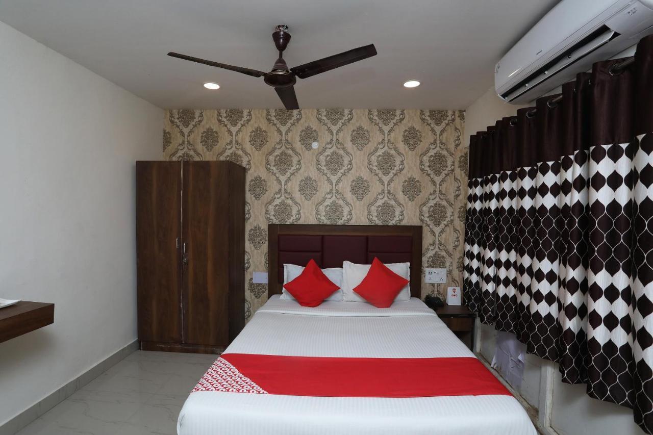 Flagship 13641 Elgin Terrace Hotel Alīpur Екстериор снимка