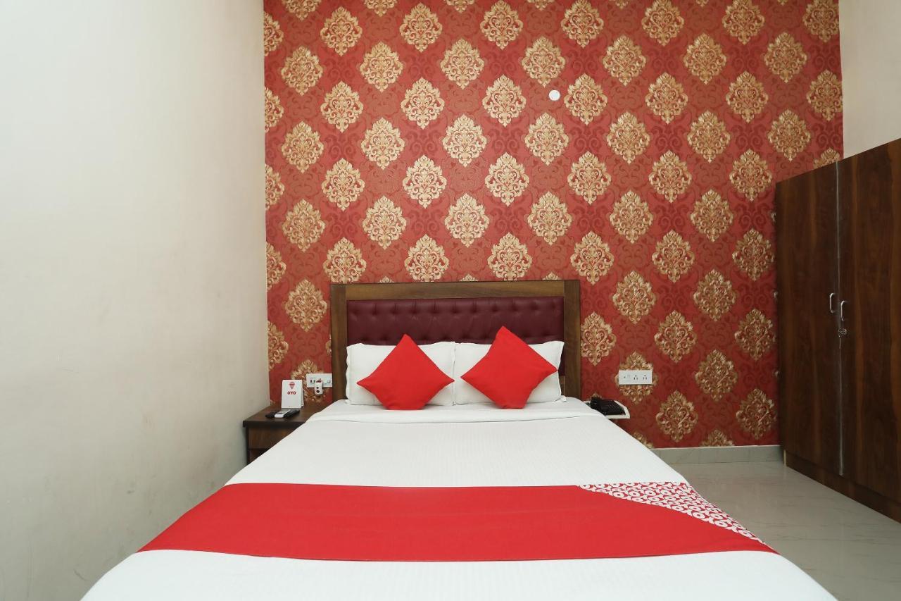 Flagship 13641 Elgin Terrace Hotel Alīpur Екстериор снимка