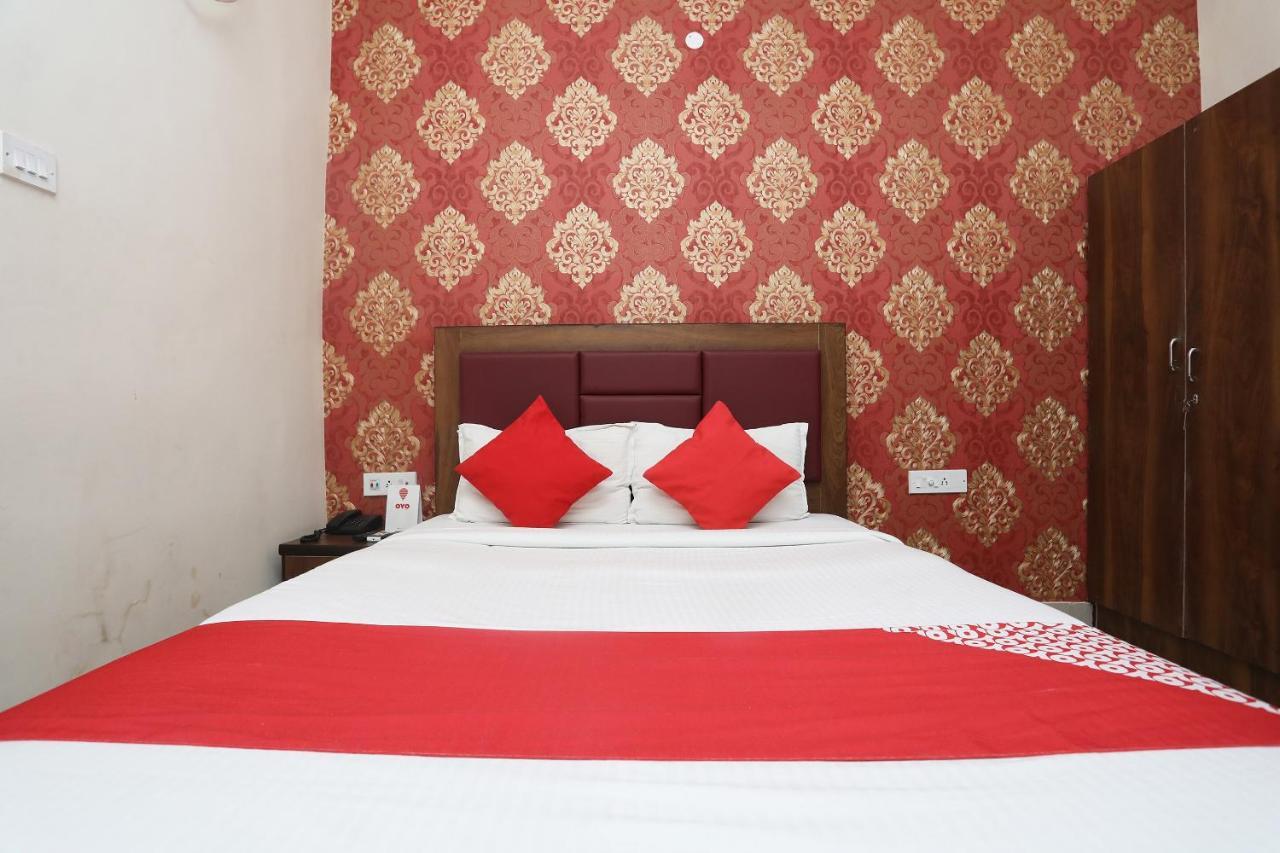 Flagship 13641 Elgin Terrace Hotel Alīpur Екстериор снимка